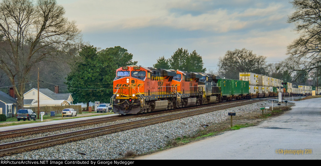 BNSF 7475